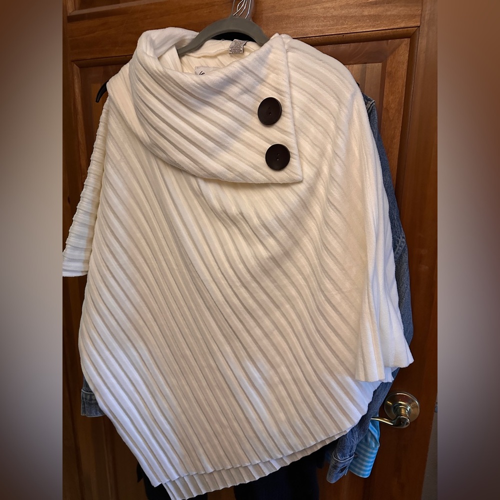 Ivory Boutique Poncho
